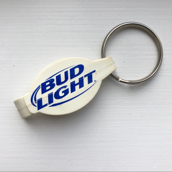 Vintage white Bud Light bottle opener keychain - Picture 5 of 5